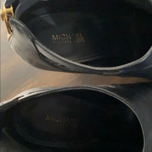 Black gold MK open toe heals